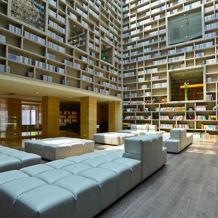 The Gaia Hotel - Taipei Bagian luar foto